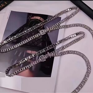 1-Sparkling Silvery Rhinestone Belt